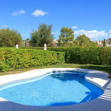 Apartment Del Golf Hills *