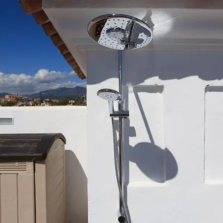 Apartment Del Golf Hills *