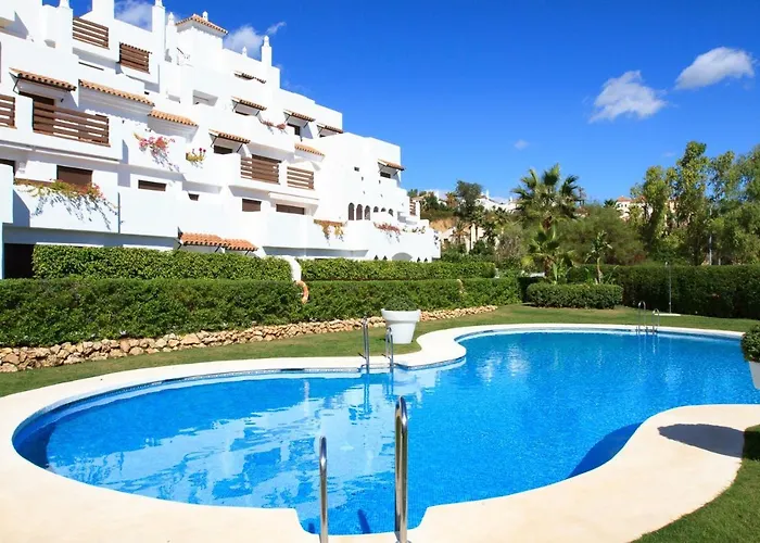 Del Golf Hills * Εστεπόνα