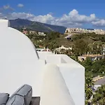Apartment Del Golf Hills *