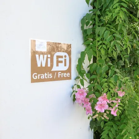 דירה Del Golf Hills אסטפונה