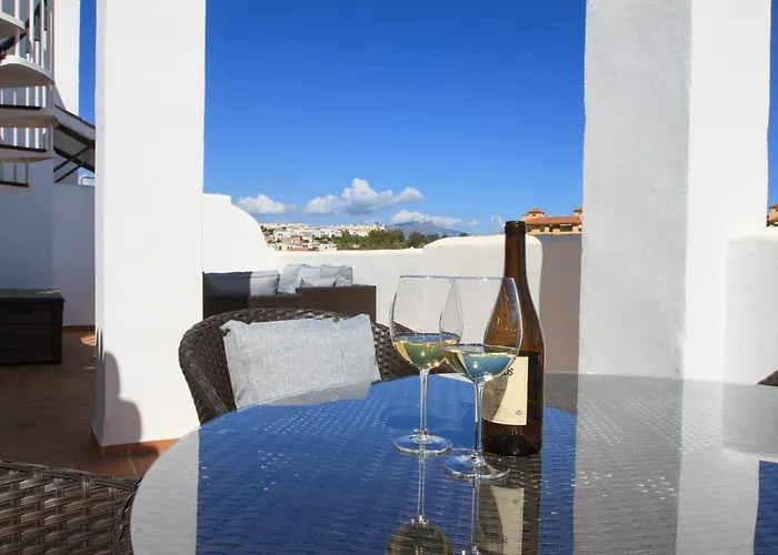 Del Golf Hills Apartment Estepona